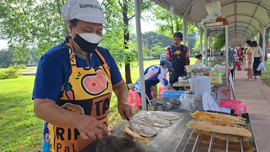 OTOP Walking Street, Ranong