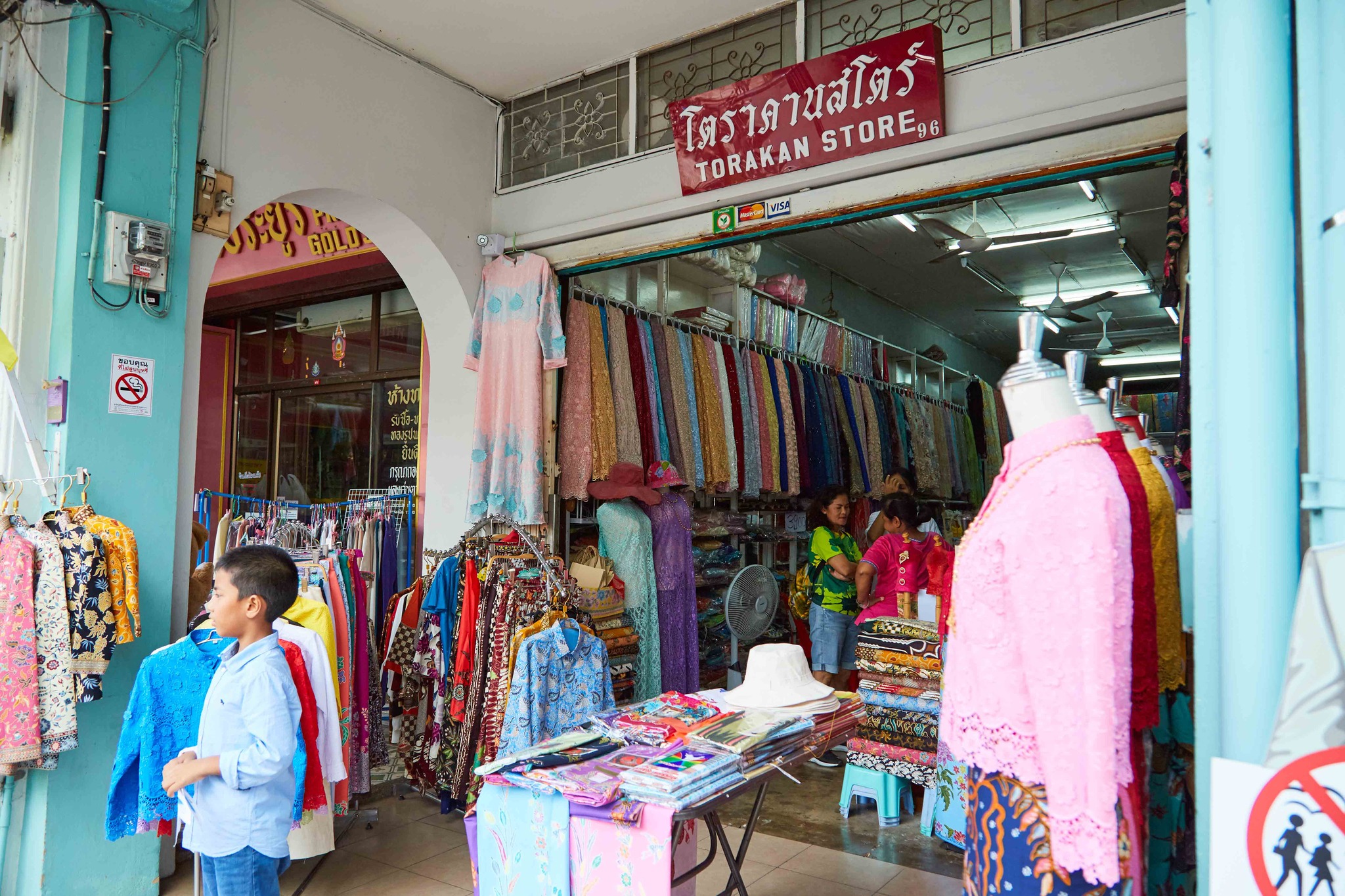 Explore Phuket without a car, walk, eat, and discover beautiful heritage streets within just a few blocks