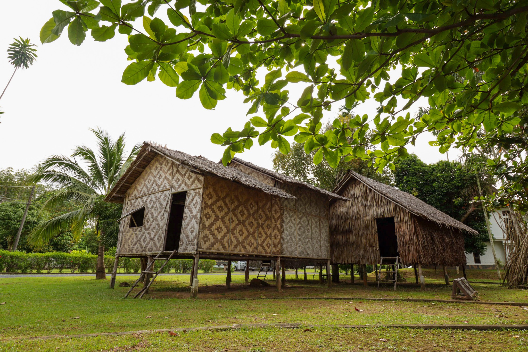 Baan Lipon Tai community and beliefs