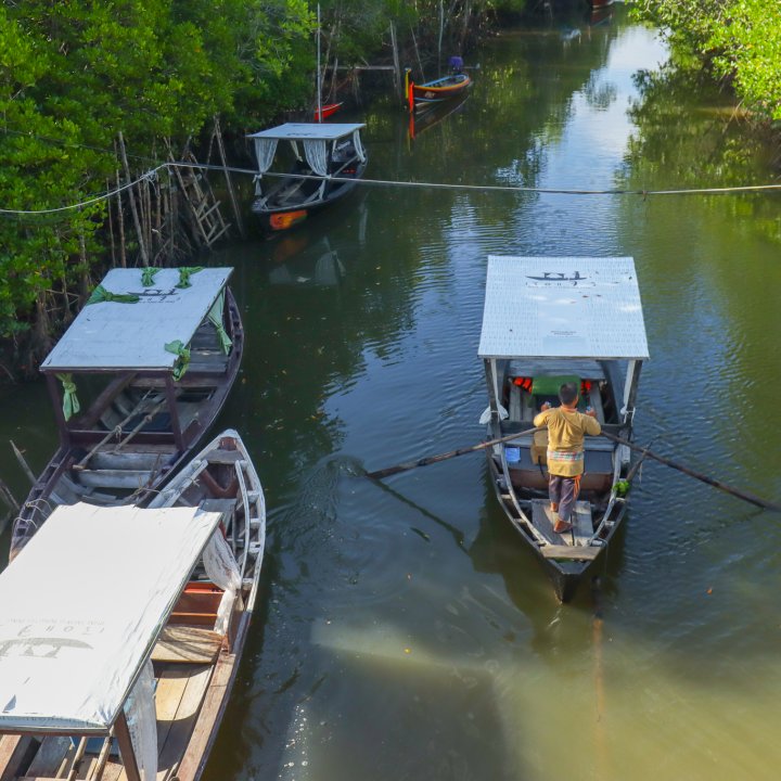 Baan Thung Yee Peng Community Based Tourism Activities - Long-tailed Boat Touring Trip